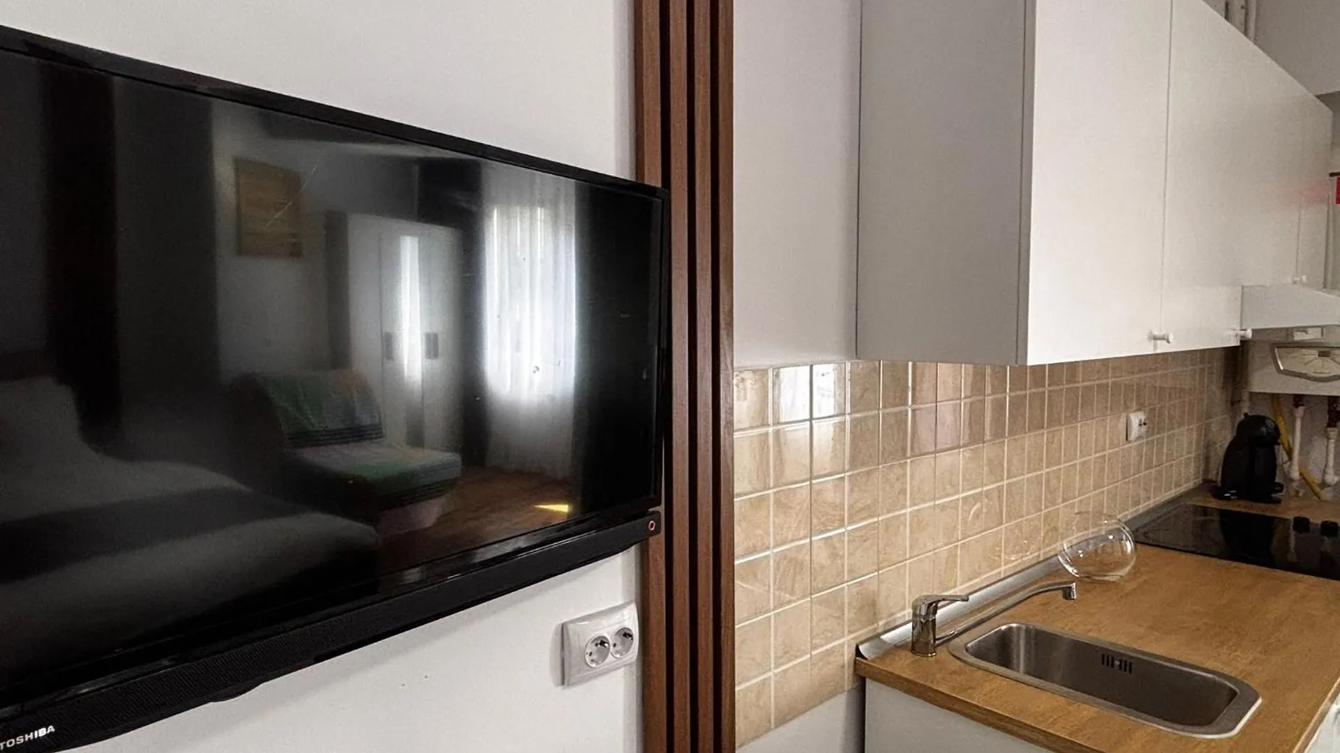 Alba Iulia Residence Studio Bucarest Rumanía